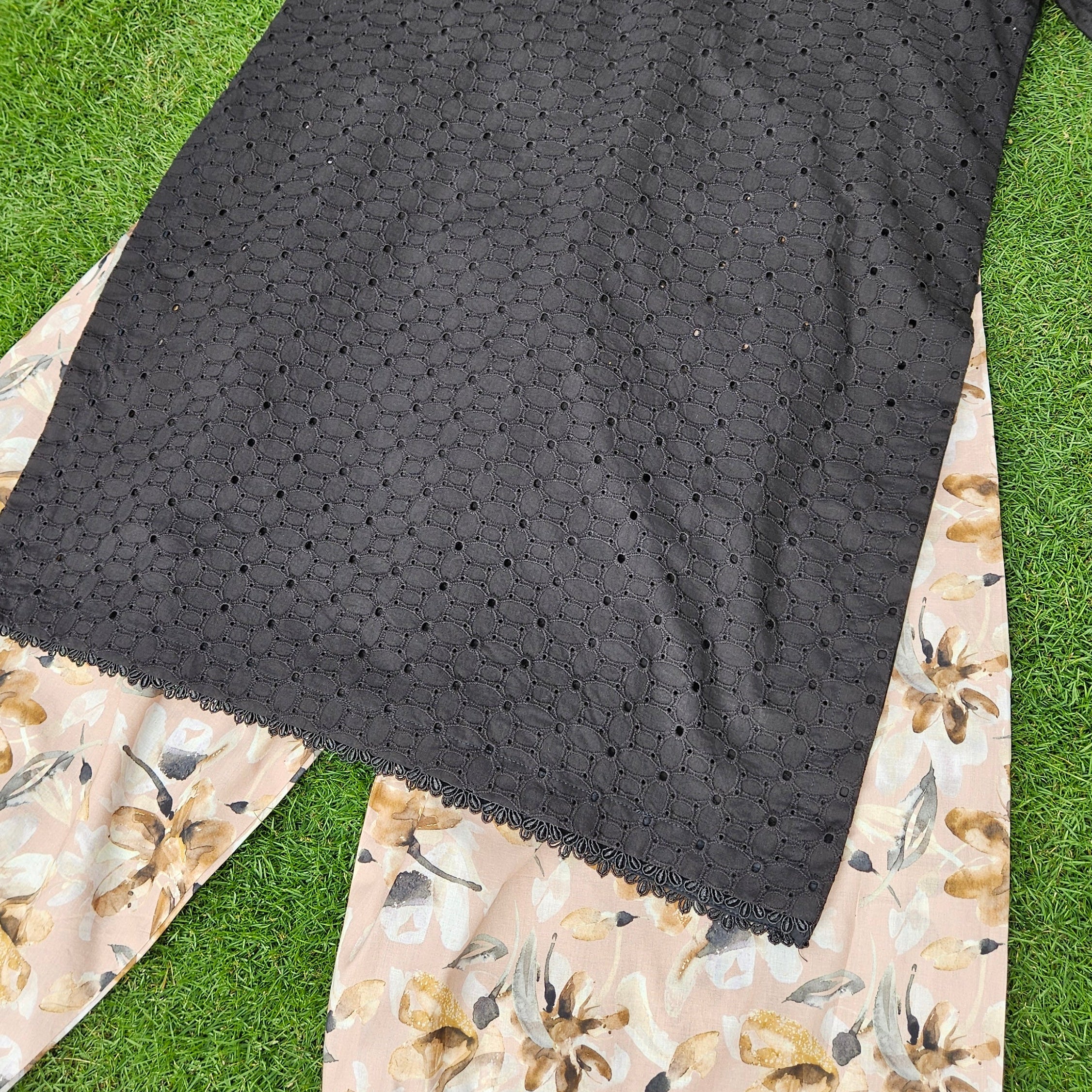 Black & Floral Beige