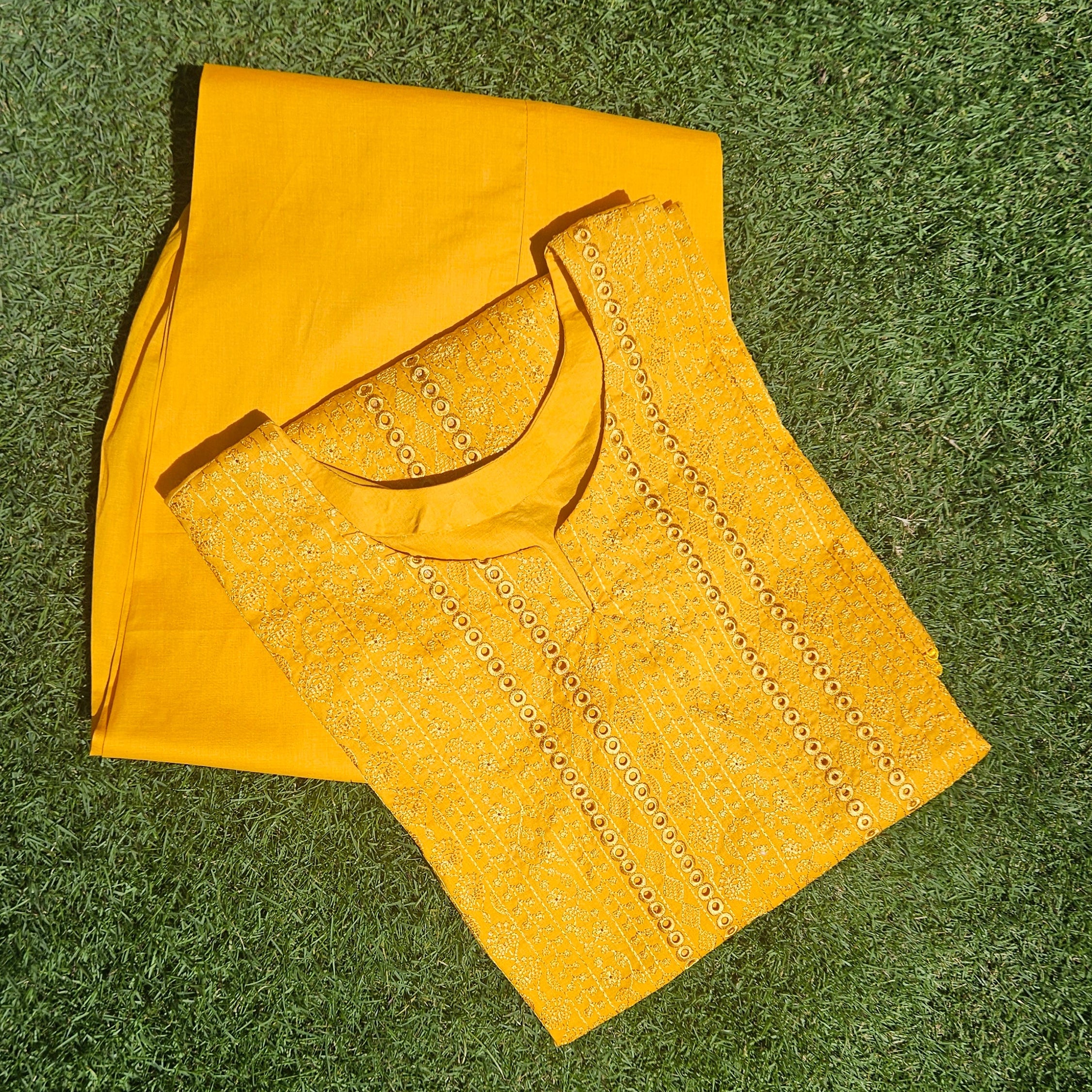 Yellow Embrioded Chicken Kari 2 Piece