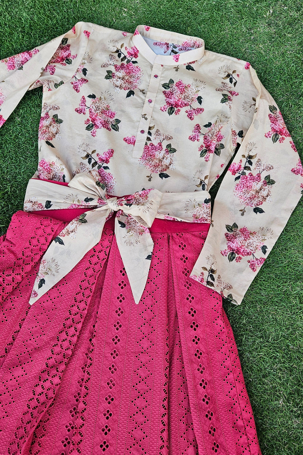 Red Chicken Kari Skirt With Floral Top