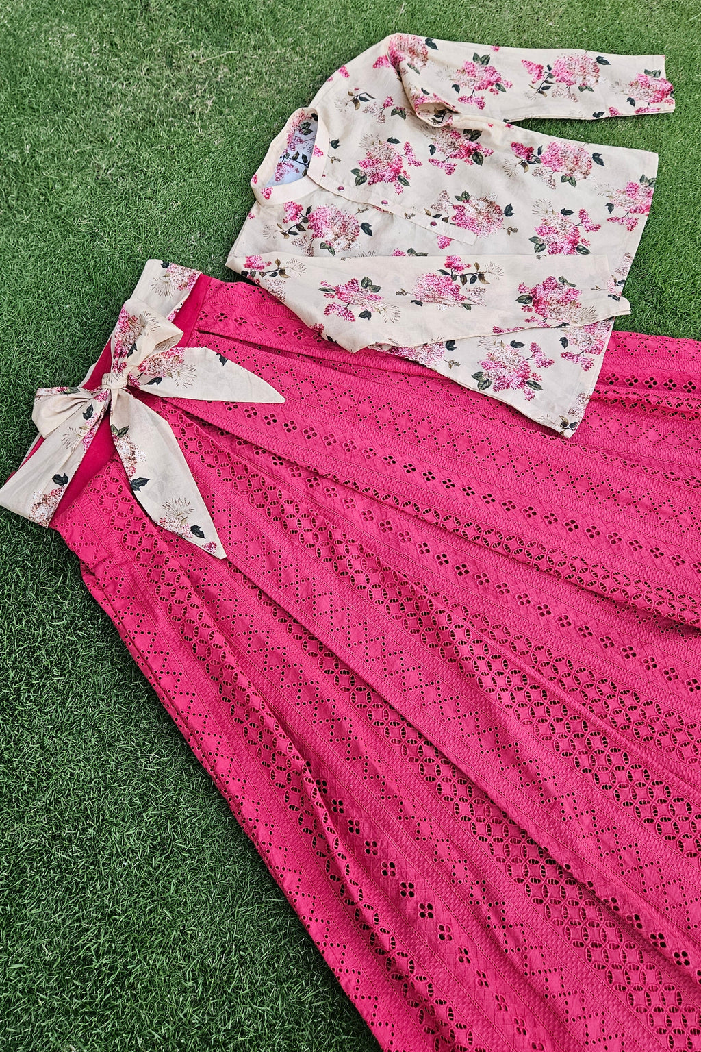 Red Chicken Kari Skirt With Floral Top