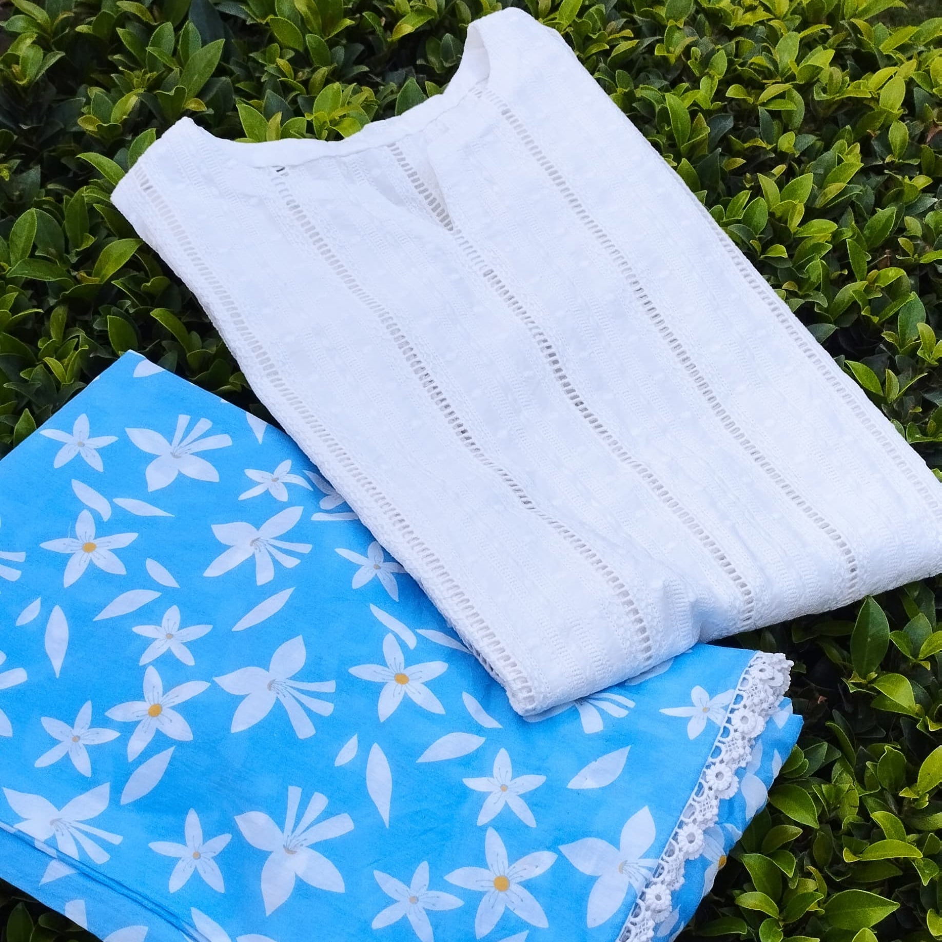 White Chicken Kari 2 Piece