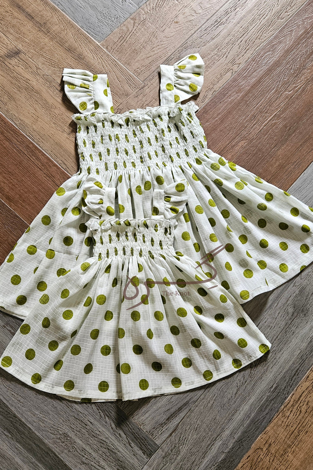 Girls' olive green polka dot smocked dress, Giraah kids – photo 6