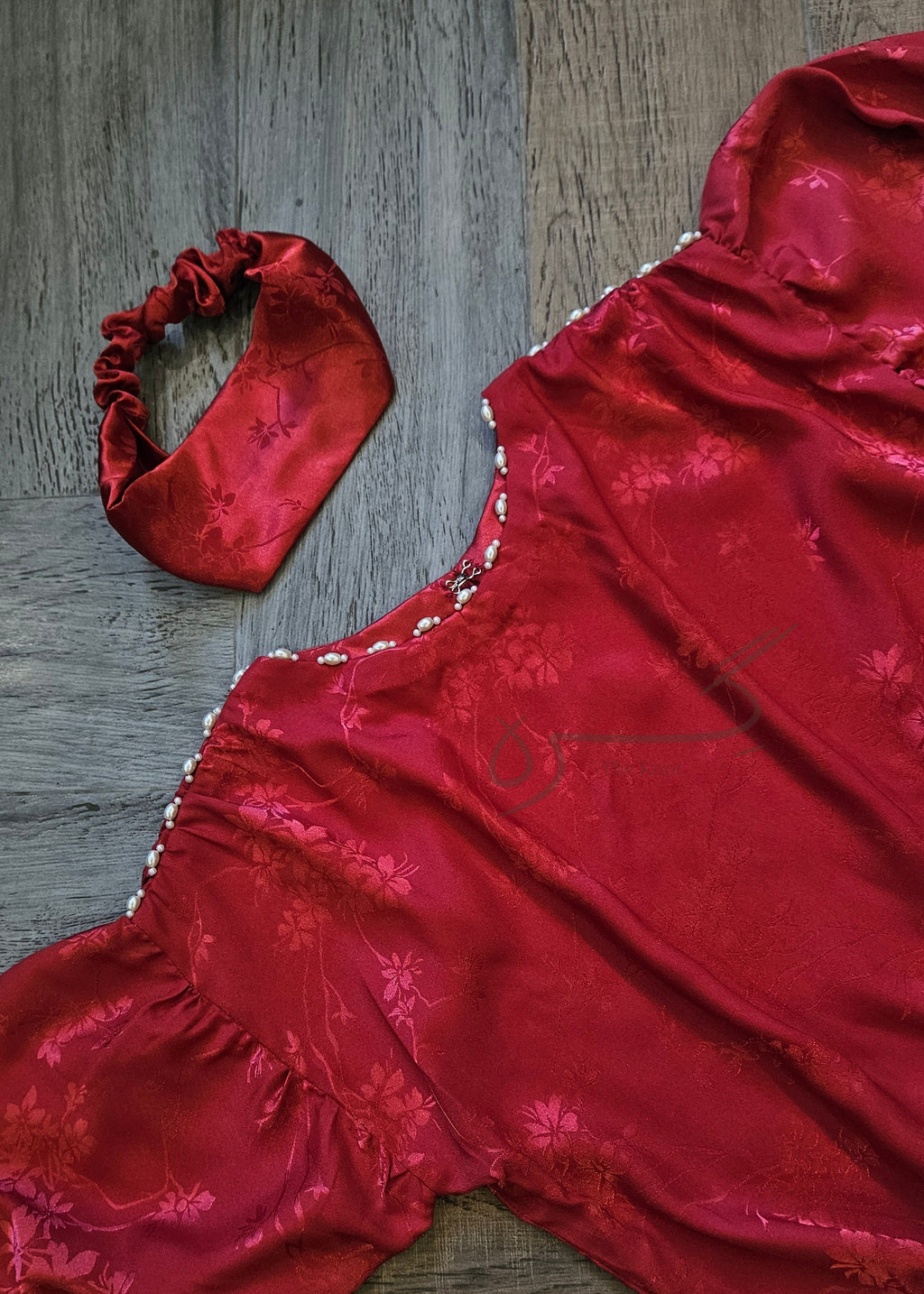 Girls' red silk top with white trousers, Giraah kids – photo 6